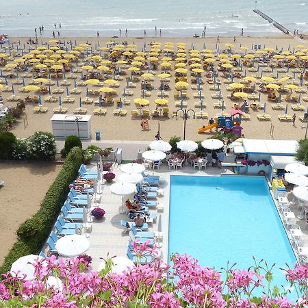 Hotel Oxford Lido di Jesolo Eksteriør billede