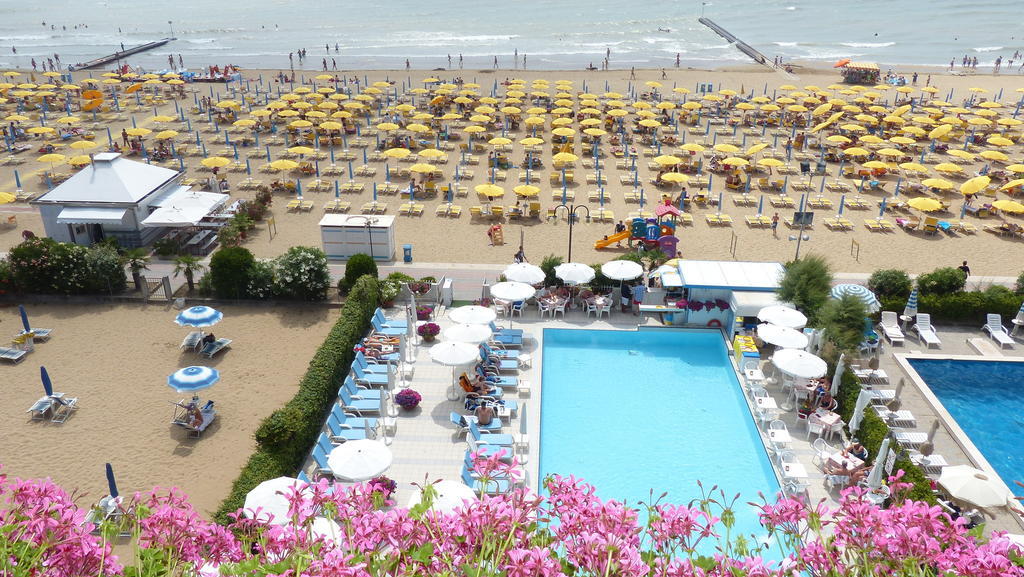 Hotel Oxford Lido di Jesolo Eksteriør billede